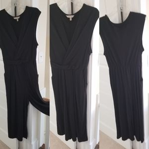 Sleeveless coverall suit